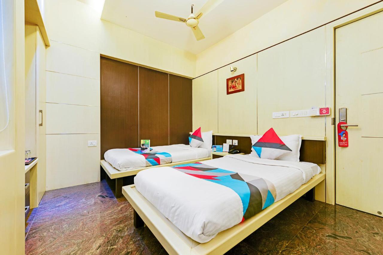 Fabexpress B Zone - Nr Us Consulate Hotel Madras Buitenkant foto